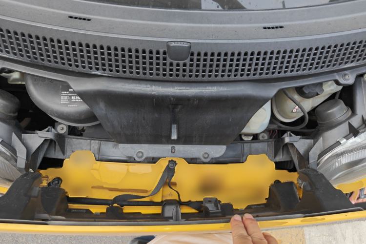 Used smart fortwo 2013 1.0 MHD Hardtop City Ranger Special Edition Engine Bay