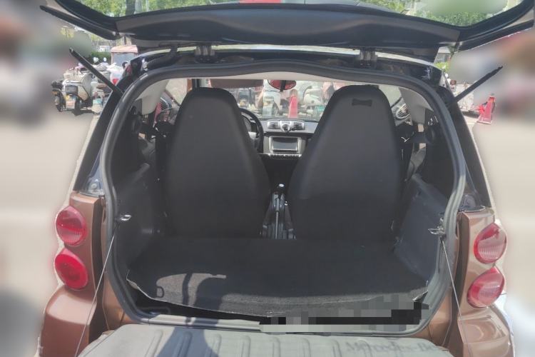 Used smart fortwo 2013 1.0 MHD Hardtop Chocolate Special Edition Trunk