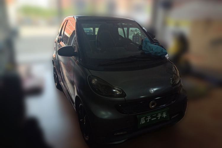 Used smart fortwo 2013 1.0 MHD Hardtop City Ranger Special Edition Front Right 45 Deg
