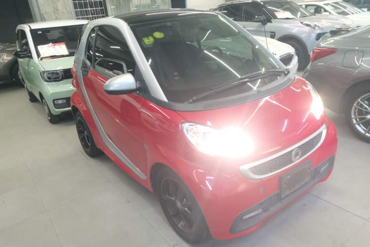 Used smart fortwo 2013 1.0T Hardtop Passion Edition Exterior 2