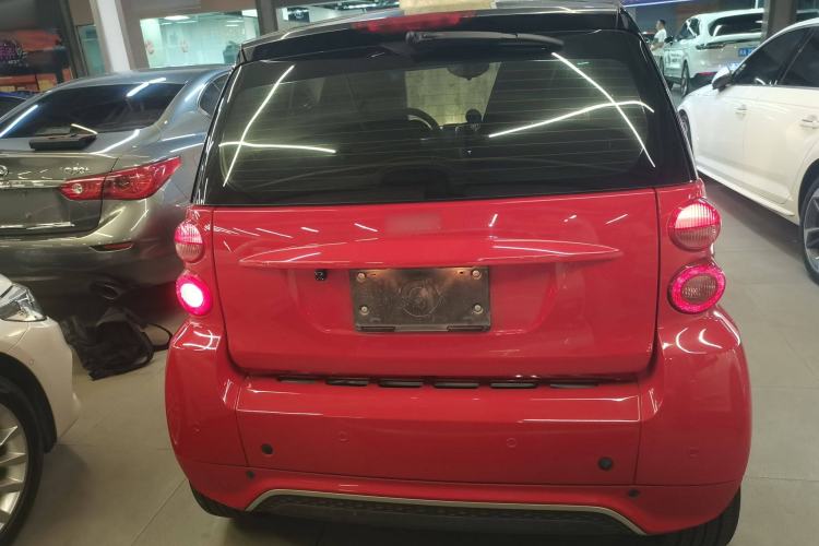 Used smart fortwo 2013 1.0T Hardtop Passion Edition Exterior 4