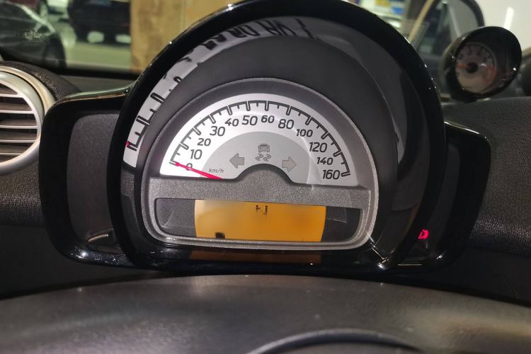 Used smart fortwo 2013 1.0T Hardtop Passion Edition Instrument Cluster