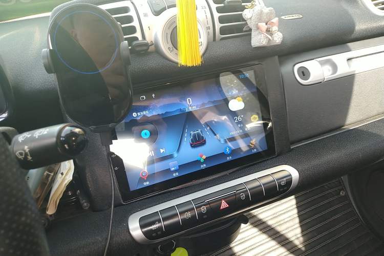 Used smart fortwo 2013 1.0T Hardtop Passion Edition Audio And AC Panel