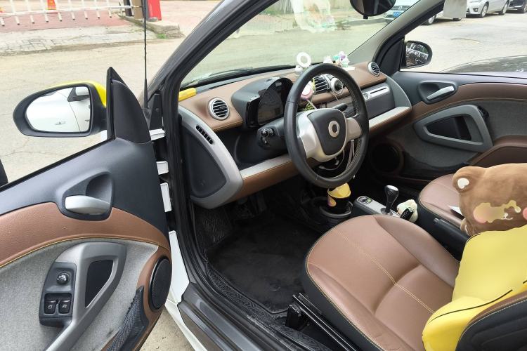 Used smart fortwo 2013 1.0 MHD New Year Special Edition Driver Seat