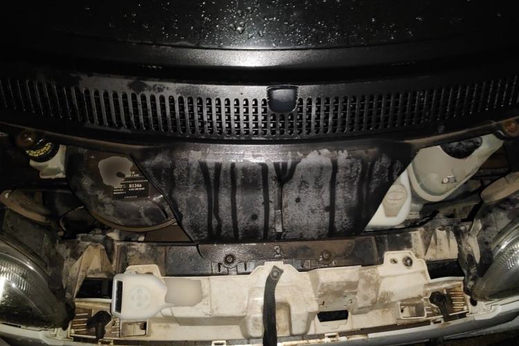 Used smart fortwo 2013 1.0T Hardtop Passion Edition Engine Bay