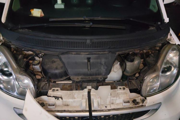 Used smart fortwo 2013 1.0T Hardtop Passion Edition Engine Bay