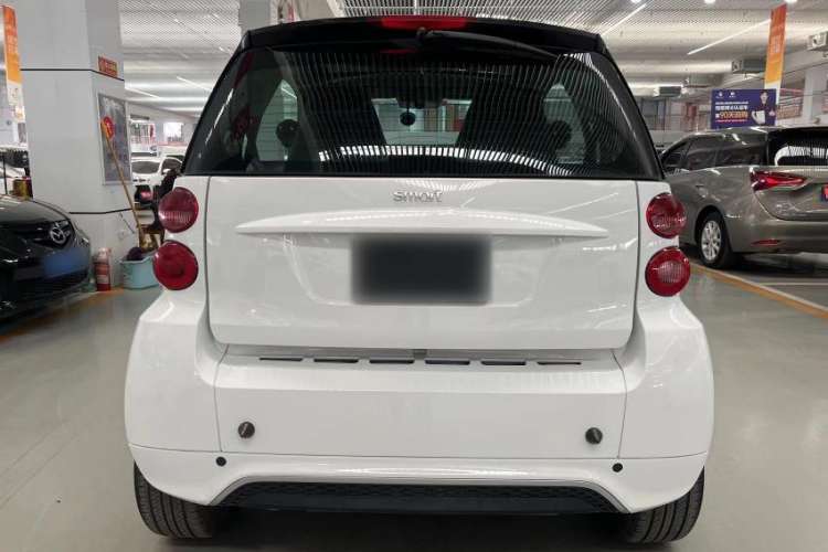 Used smart fortwo 2013 1.0T Hardtop Passion Edition Exterior 4