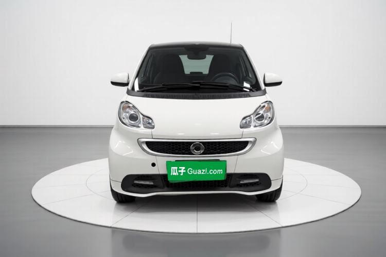 Used smart fortwo 2013 1.0T Hardtop Passion Edition Front