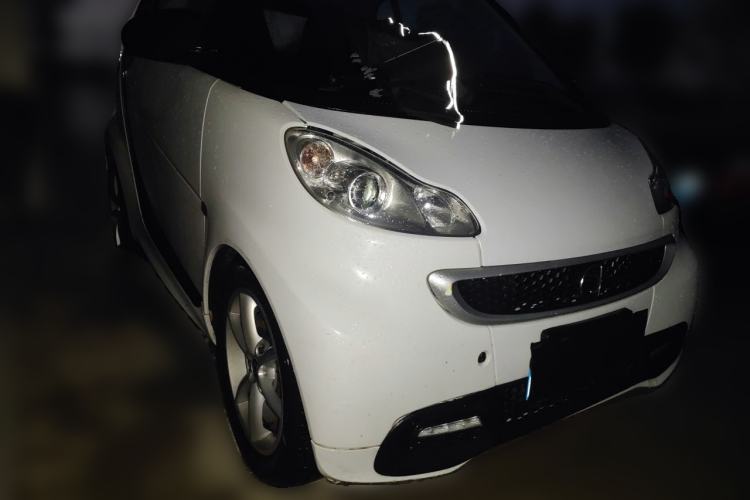 Used smart fortwo 2013 1.0T Hardtop Passion Edition Front Right 45 Deg