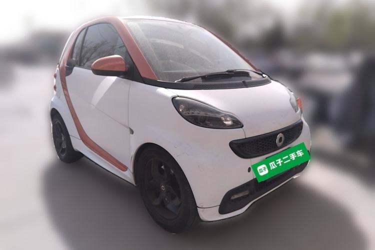 Used smart fortwo 2013 1.0T Hardtop City Ranger Special Edition Front Right 45 Deg
