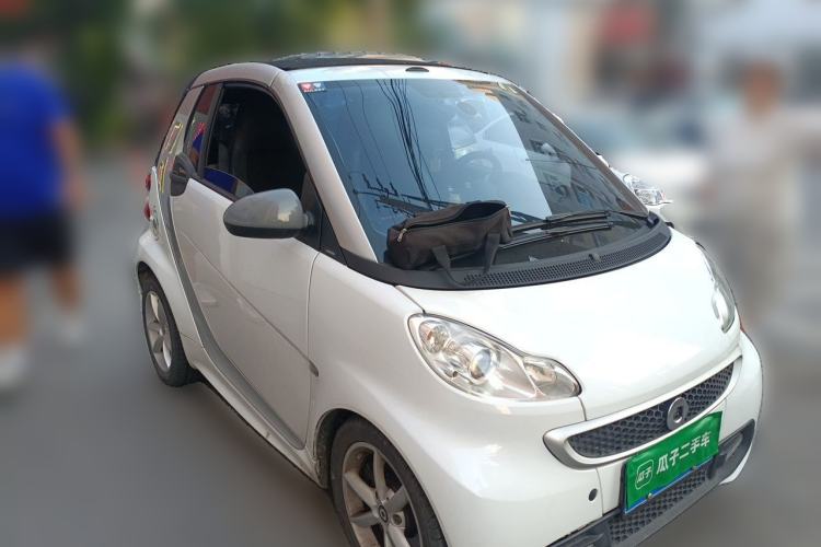 Used smart fortwo 2013 1.0T Convertible Passion Edition Front Right 45 Deg