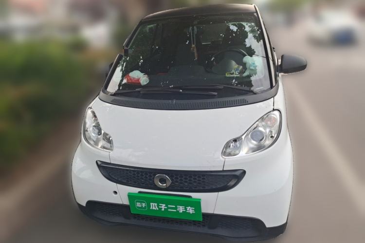 Used smart fortwo 2013 1.0 MHD New Year Special Edition Front