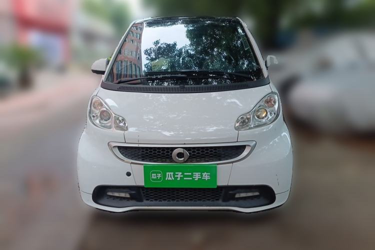 Used smart fortwo 2013 1.0T Hardtop Ice Cool Special Edition Front
