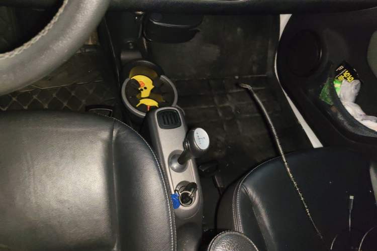Used smart fortwo 2013 1.0T Hardtop Passion Edition Gear Lever