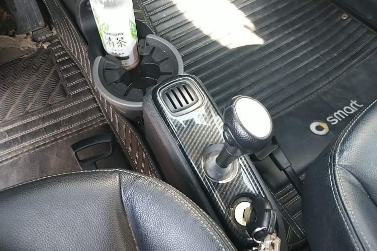 Used smart fortwo 2013 1.0T Hardtop Passion Edition Gear Lever