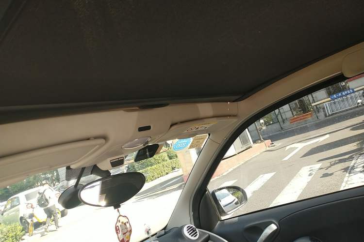 Used smart fortwo 2013 1.0T Hardtop Passion Edition Headliner