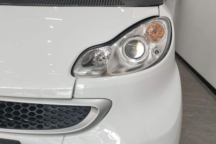 Used smart fortwo 2013 1.0T Hardtop Passion Edition Left Front Headlight