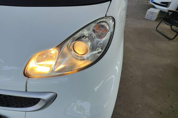 Used smart fortwo 2013 1.0T Hardtop Passion Edition Left Front Headlight