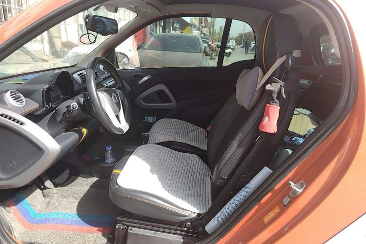 Used smart fortwo 2013 1.0T Hardtop City Ranger Special Edition Left Front Seat