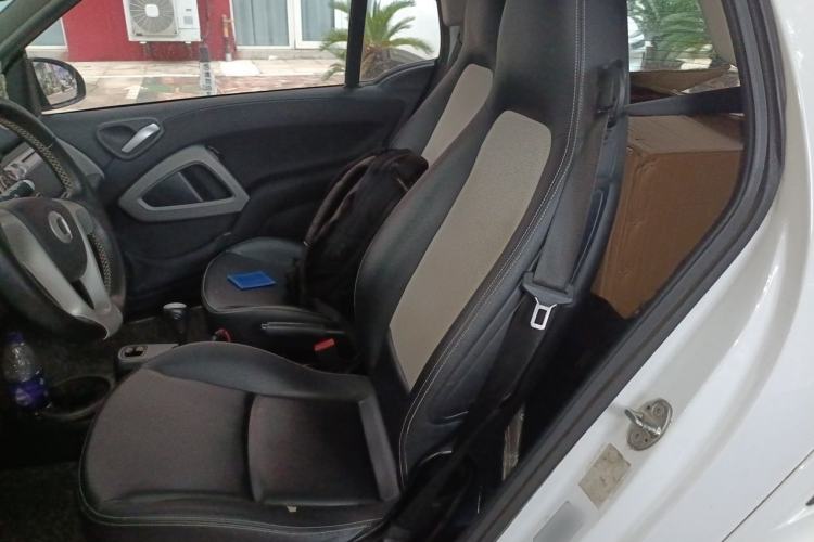 Used smart fortwo 2013 1.0T Hardtop Ice Cool Special Edition Left Rear Seat