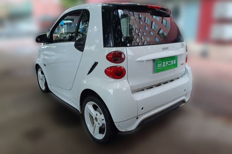 Used smart fortwo 2013 1.0T Hardtop Ice Cool Special Edition Rear Left 45 Deg