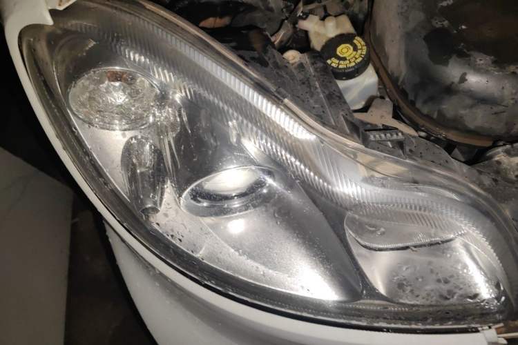 Used smart fortwo 2013 1.0T Hardtop Passion Edition Right Front Headlight