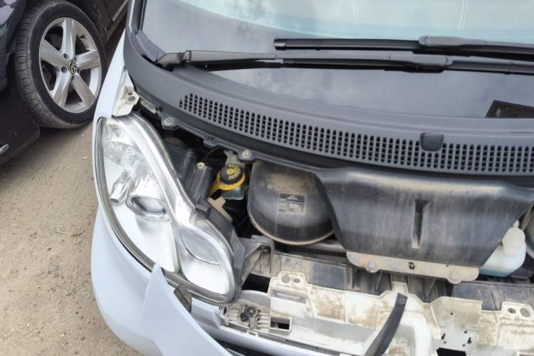 Used smart fortwo 2013 1.0 MHD New Year Special Edition Right Front Headlight