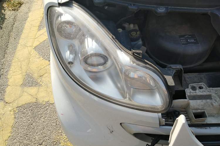 Used smart fortwo 2013 1.0T Hardtop Passion Edition Right Front Headlight