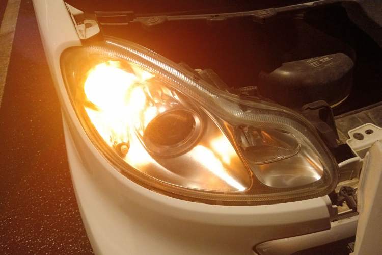 Used smart fortwo 2013 1.0T Hardtop Passion Edition Right Front Headlight