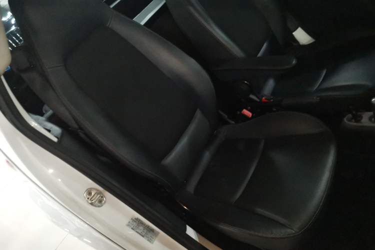 Used smart fortwo 2013 1.0T Hardtop Passion Edition Right Front Seat