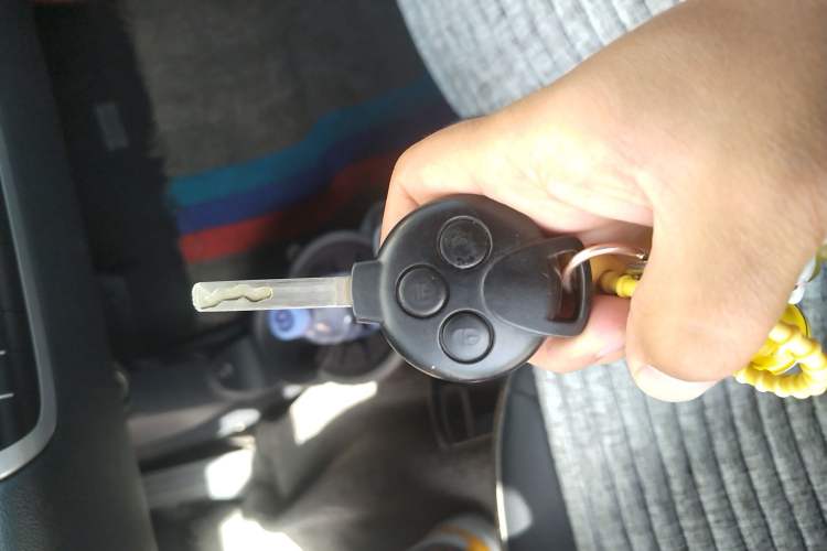 Used smart fortwo 2013 1.0T Hardtop City Ranger Special Edition Vehicle Key