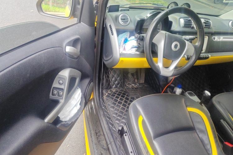 Used smart fortwo 2013 1.0T Hardtop City Ranger Special Edition Driver Seat