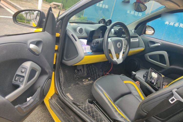 Used smart fortwo 2013 1.0T Hardtop City Ranger Special Edition Driver Seat
