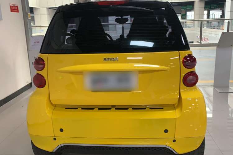 Used smart fortwo 2013 1.0T Hardtop Passion Edition Exterior 4