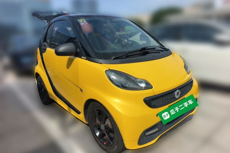 Used smart fortwo 2013 1.0 MHD Hardtop City Ranger Special Edition Front Right 45 Deg