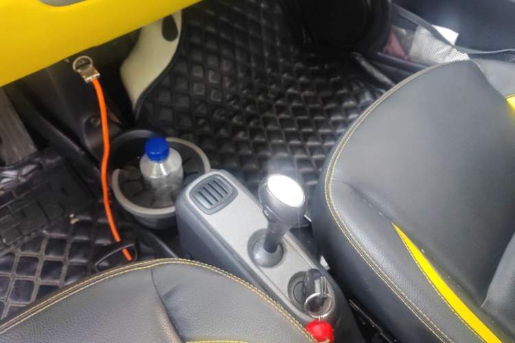 Used smart fortwo 2013 1.0T Hardtop City Ranger Special Edition Gear Lever