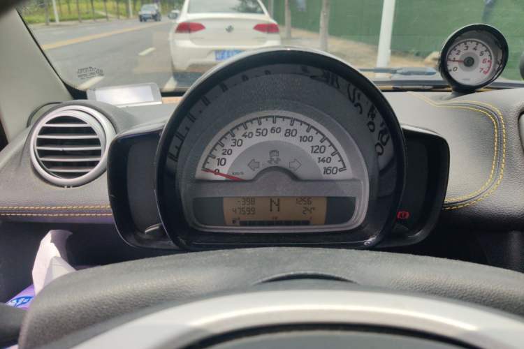 Used smart fortwo 2013 1.0T Hardtop City Ranger Special Edition Instrument Cluster