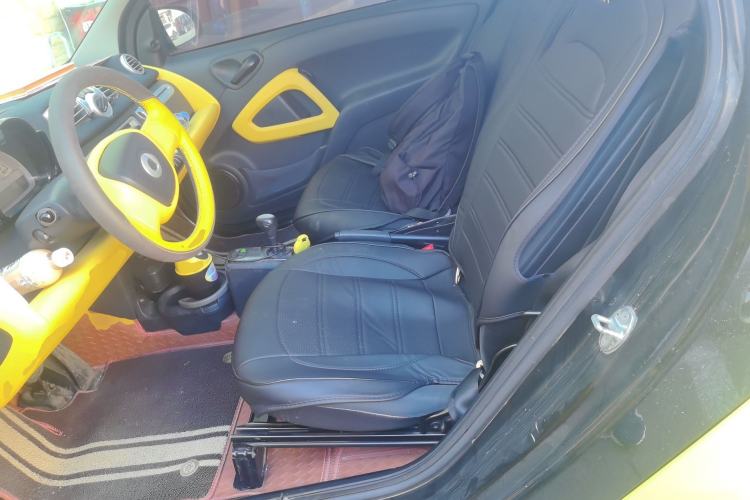 Used smart fortwo 2013 1.0 MHD New Year Special Edition Left Rear Seat