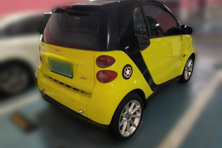 Used smart fortwo 2013 1.0 MHD New Year Special Edition Rear Right 45 Deg