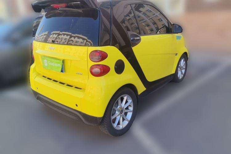 Used smart fortwo 2013 1.0 MHD New Year Special Edition Rear Right 45 Deg