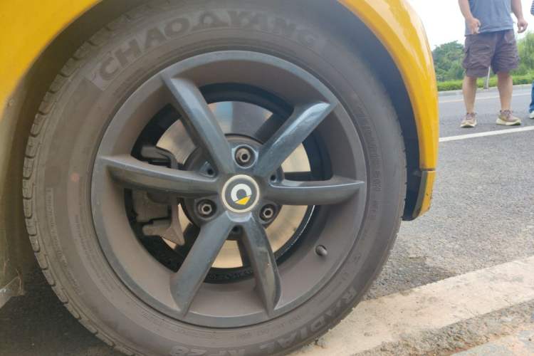 Used smart fortwo 2013 1.0T Hardtop City Ranger Special Edition Right Front Wheel Hub