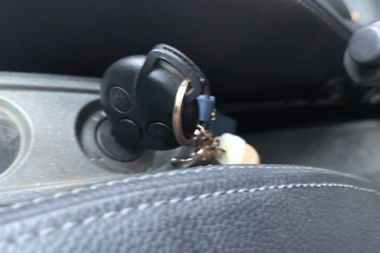 Used smart fortwo 2013 1.0T Convertible Passion Edition Vehicle Key