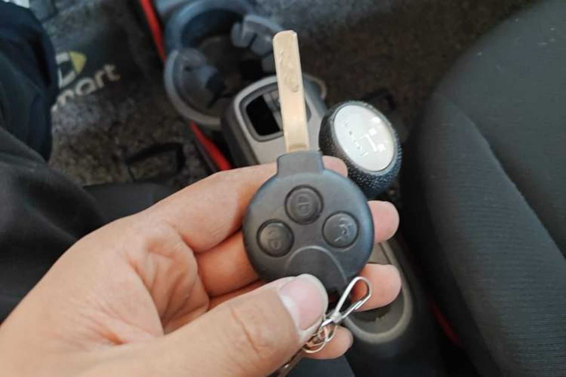 Used smart fortwo 2014 1.0 MHD Hardtop New Year Special Edition Vehicle Key