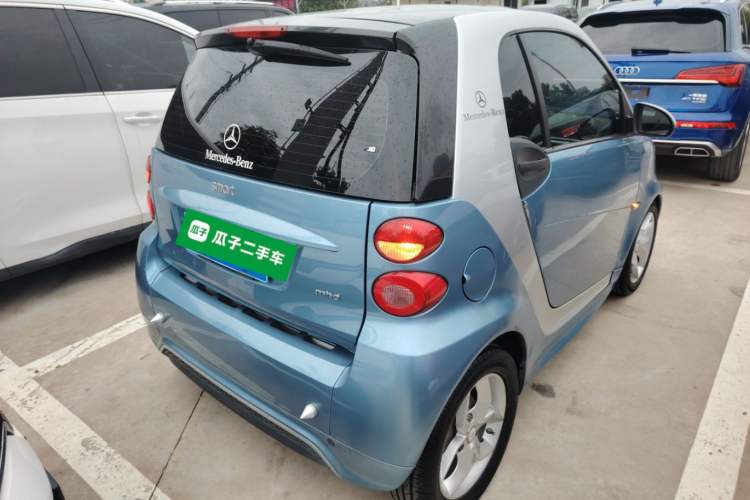 Used smart fortwo 2014 1.0 MHD Hardtop City Lightwave Passion Edition Rear Right 45 Deg