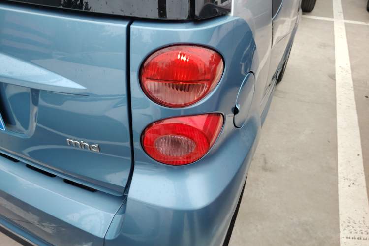 Used smart fortwo 2014 1.0 MHD Hardtop City Lightwave Passion Edition Right Rear Taillight