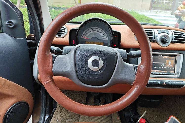 Used smart fortwo 2014 1.0 MHD Hardtop New Year Special Edition Steering Wheel