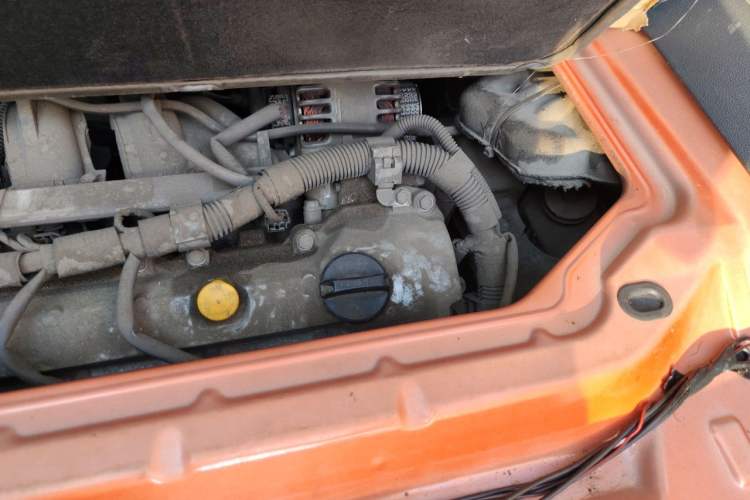 Used smart fortwo 2014 1.0 MHD Hardtop New Year Special Edition Engine Bay Left