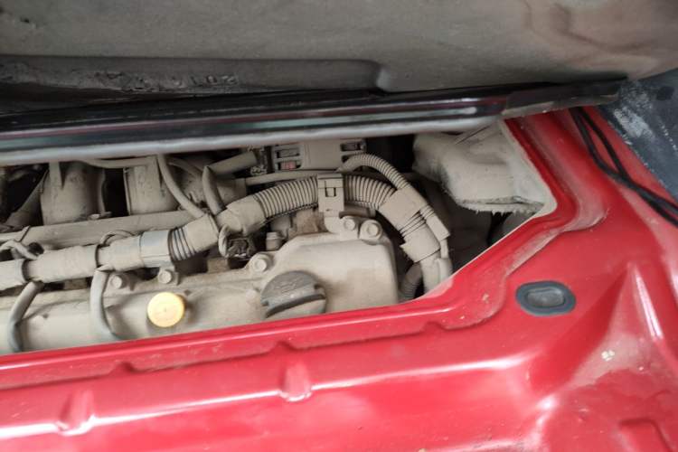 Used smart fortwo 2014 1.0 MHD Hardtop BoConcept Special Edition Engine Bay Left