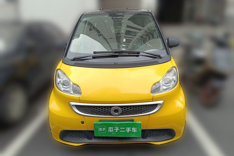 Used smart fortwo 2014 1.0 MHD Hardtop New Year Special Edition Front
