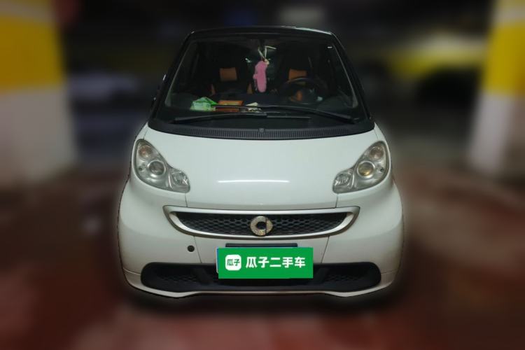 Used smart fortwo 2014 1.0 MHD Hardtop New Year Special Edition Front